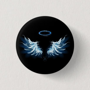 Blue Glows Angel Wings auf schwarzem Hintergrund Button