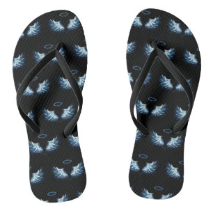 Blue Glows Angel Wings auf schwarzem Hintergrund Flip Flops