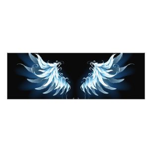 Blue Glows Angel Wings auf schwarzem Hintergrund Fotodruck