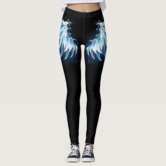 Blue Glows Angel Wings auf schwarzem Hintergrund Leggings (Vorderseite)