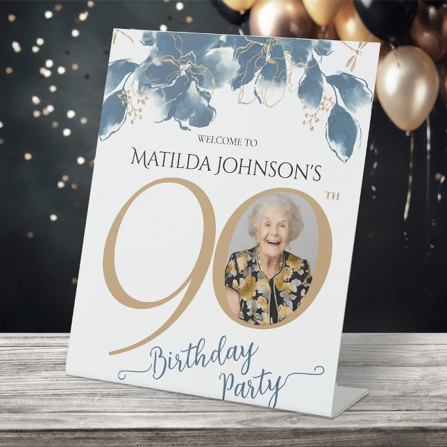 Blue Gold Floral 90. Geburtstagsparty Willkommen Sockelschild (Blue Gold Floral 90th Birthday Party Welcome Pedestal Sign)