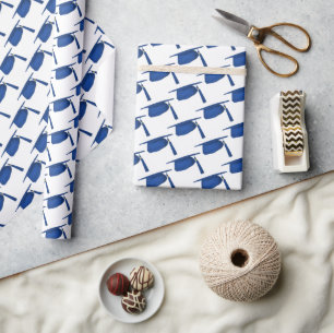 Blue Graduation Caps Geschenkpapier
