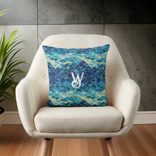 Blue Green Ocean Wave Mermaid Scales Monogram Kissen (Von Creator hochgeladen)
