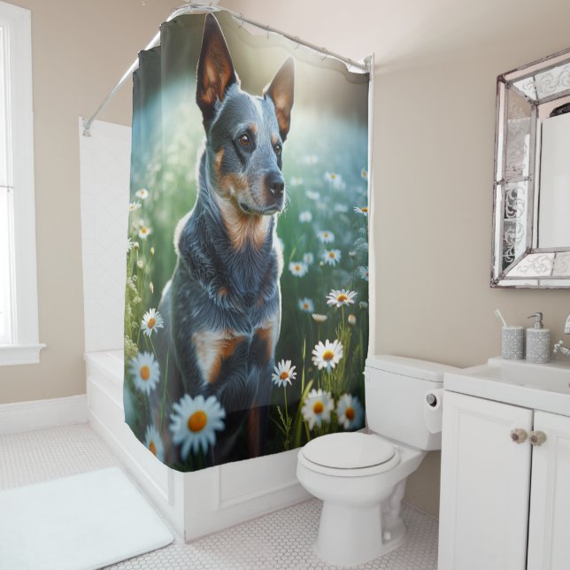 Blue Heeler in Daisies Duschvorhang (Beispiel)