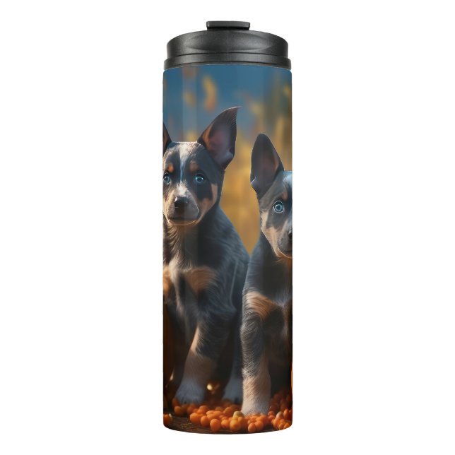 Blue Heeler Welpe Autumn Delight Pumpkin Thermosbecher (Vorderseite)