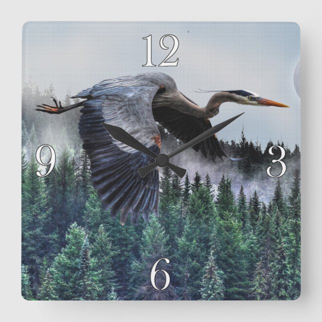 Blue Heron & Misty Forest Wildlife Quadratische Wanduhr (Vorderseite)