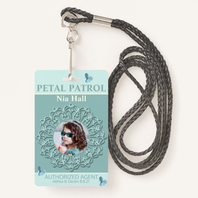 Blue Hues Petal Patrol Flower Abzeichen Ausweis (Vorderseite mit Schlüsselband)
