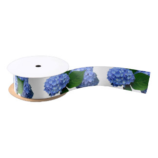 Blue Hydrangea Bloms Greenery Satinband