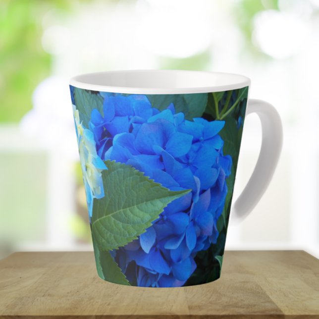 Blue Hydrangea Blooms Floral Milchtasse (In Situ)
