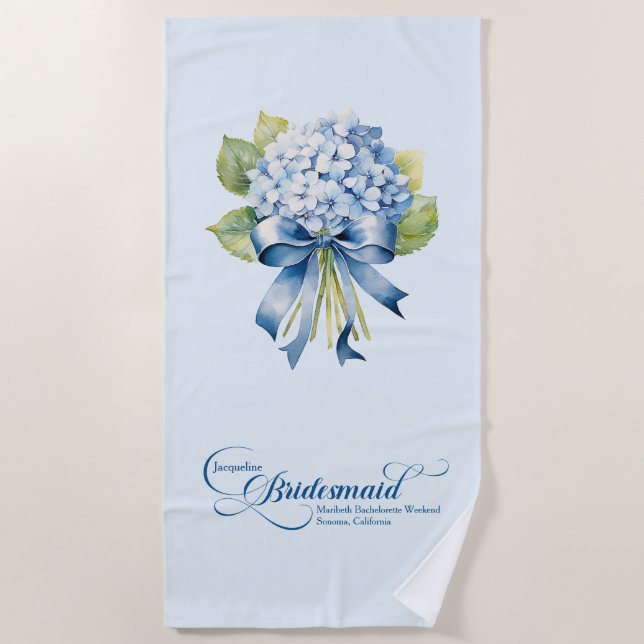 Blue Hydrangea Bouquet Bridesmaid Bachelorette Strandtuch (Vorderseite)