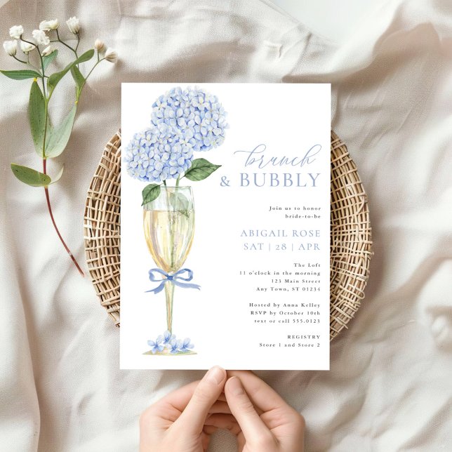 Blue Hydrangea Brunch und Bubbly Champagne Glass Einladung (Von Creator hochgeladen)