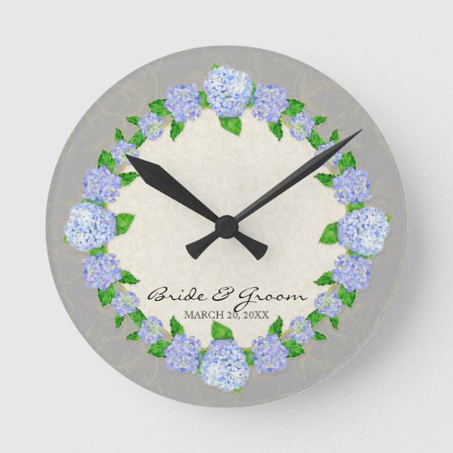 Blue Hydrangea Lace Floral Formal Wedding Geschenk Runde Wanduhr (Vorderseite)