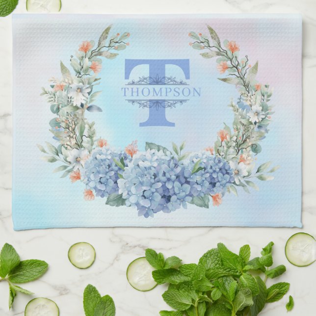 Blue Hydrangea Monogram Küchentuch (Gefaltet)