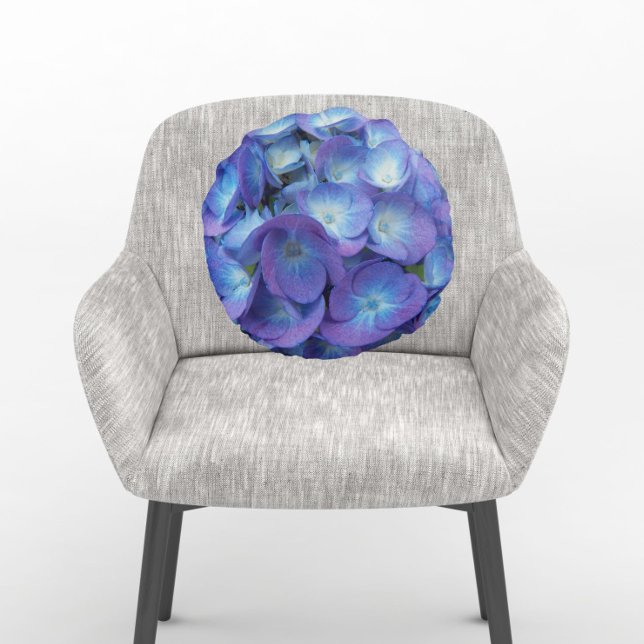 Blue Hydrangea Petals Floral Rundes Kissen (In Situ Chair)