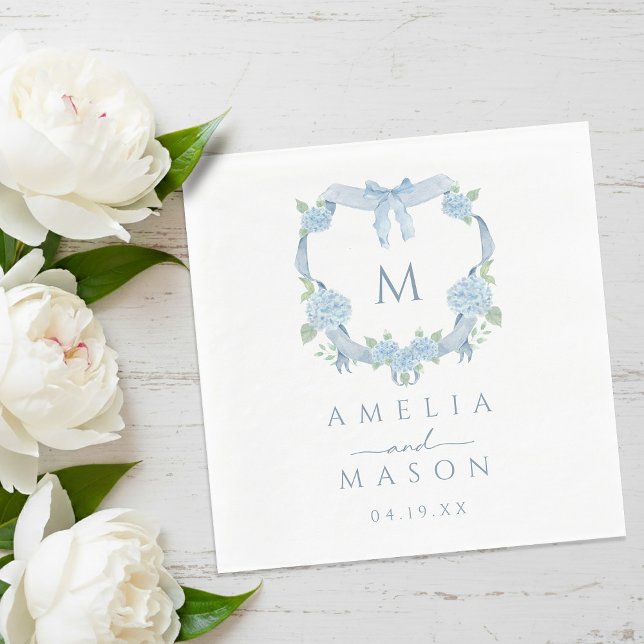 Blue Hydrangea Watercolor Monogram Crest Wedding Serviette (Blue Hydrangea Watercolor Monogram Crest Wedding Napkins)