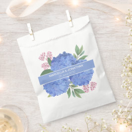 Blue Hydrangeas Modern Bouquet Custom Geschenktütchen