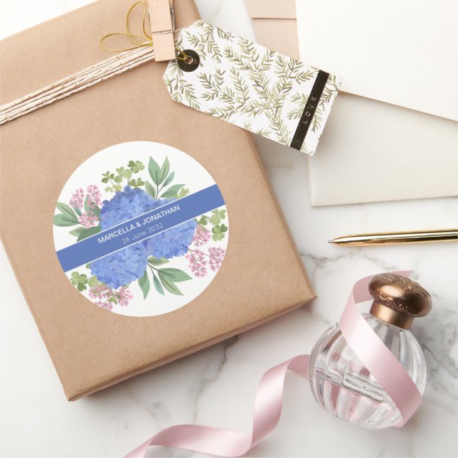 Blue Hydrangeas Modern Bouquet Custom Runder Aufkleber (Schenken)