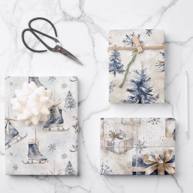 Blue Ice Skates Snowflakes Christmas Trees Gifts Geschenkpapier Set (Vorderseite)