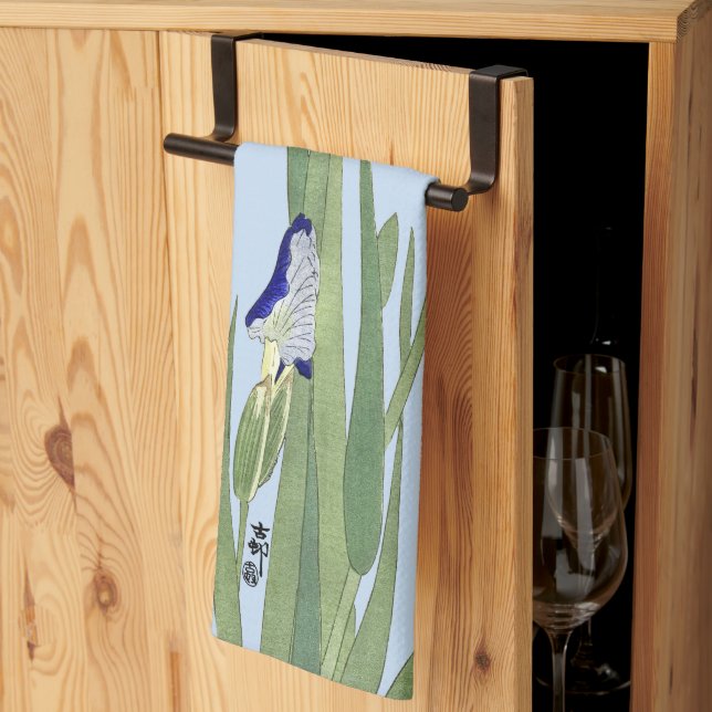 Blue Irises von Ohara Koson Geschirrtuch (Drittel gefaltet)