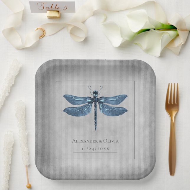 Blue Jeweled Dragonfly Wedding Pappteller (Hochzeit)
