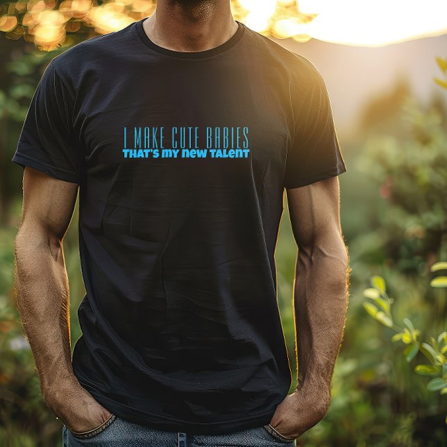 Blue Letter Spaß T-Shirt (Von Creator hochgeladen)