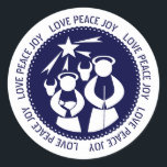 Blue Nativity Scene Liebe, Peace, Freude Christmas Runder Aufkleber<br><div class="desc">Navy minimale Krippe Liebe,  Peace,  Joy Weihnachtsaufkleber. Im Mittelpunkt dieses Designs steht eine minimale Krippe in Weiß auf marineblau geschmolzenem Hintergrund. Um sie herum steht der Begriff "Liebe,  Frieden,  Freude".</div>