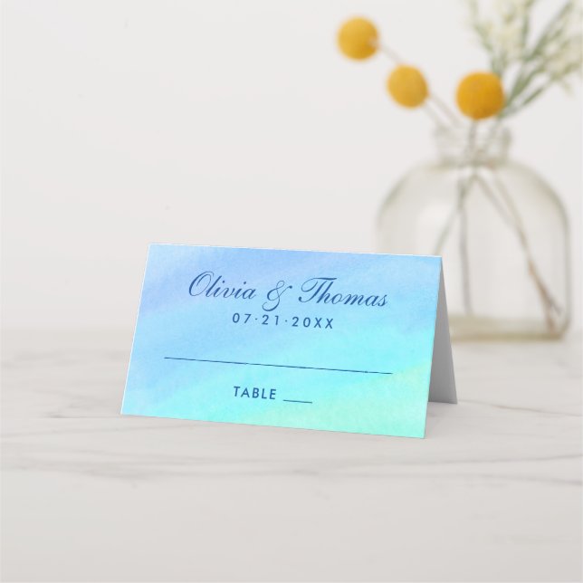 Blue Ombre Wasserfarbe Custom Wedding Monogram Platzkarte (Vorderseite)