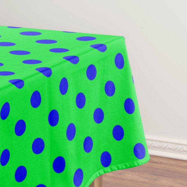 Blue On Green Polka Dots Pattern Design  Tischdecke (Von Creator hochgeladen)