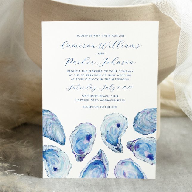 Blue Oyster Watercolor Coastal Wedding Einladung (Oyster Watercolor Wedding Invitation with elegant blue shells perfect for your coastal wedding)