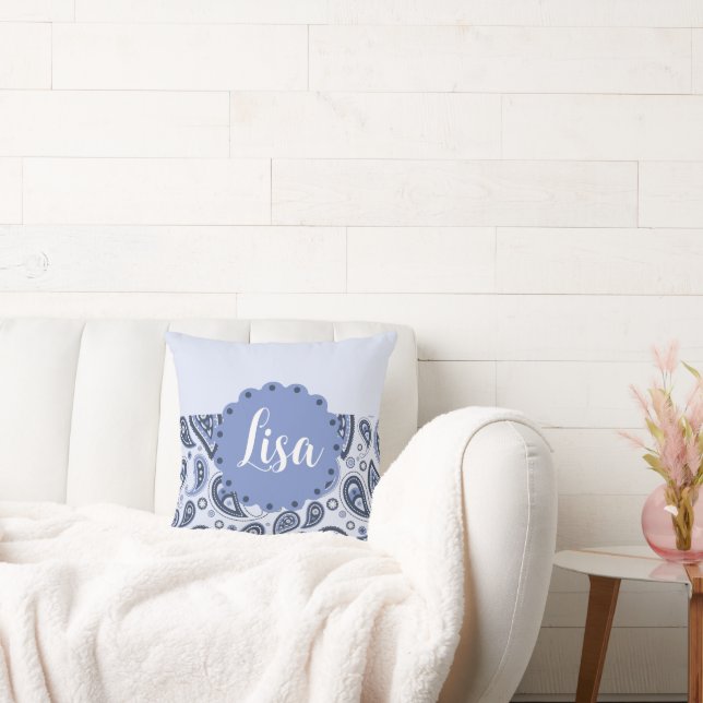 Blue Paisley Pattern Kissen (Liege)