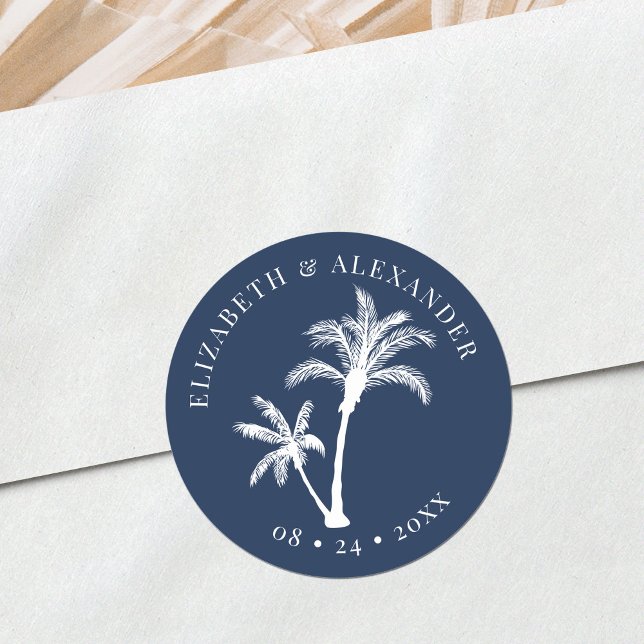 Blue Palm Tree Beach Tropical Wedding Runder Aufkleber (Von Creator hochgeladen)