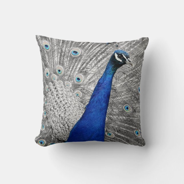 Blue Peacock Throw Kissen (Vorderseite)