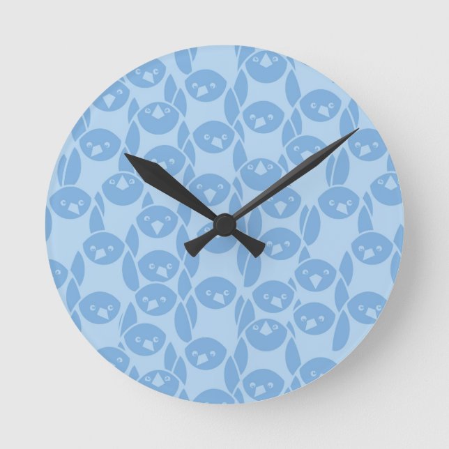 Blue Penguins Pattern Background Runde Wanduhr (Vorderseite)