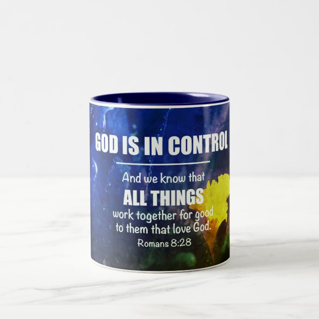 Blue Personalisiert ROMANS 8:28 Christlich Zweifarbige Tasse (Mittel)