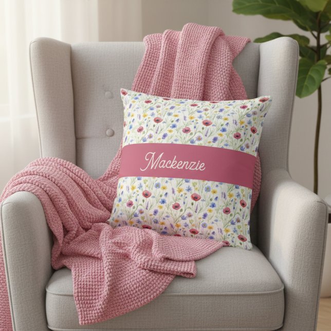 Blue Pink Wildflower Botanical Monogram Name Kissen (Von Creator hochgeladen)