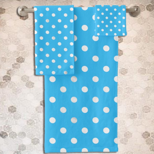Blue Polka Dot Badhandtuch Set (Von Creator hochgeladen)