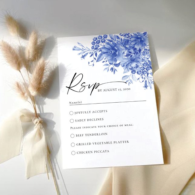 Blue Porcelain Floral Wedding RSVP Card Karte (Von Creator hochgeladen)