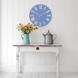 Blue Pstel Gray Metall Silver Roman Numbers Große Wanduhr<br><div class="desc">Einzigartig minimalistisch und dekorativ korrespondiert mit aktuellem Trend in der Wohngestaltung. Sie können die Form und Farbe der Hand ändern. FlorenceK Design</div>