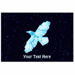 Blue Raven Fotoskulptur Magnet<br><div class="desc">Ein einfaches,  leuchtendes,  blau-weiß-zeiliges Bild eines Raven (Corvus corax) auf einem sternenförmigen Hintergrund. Fügen Sie Ihren eigenen Text hinzu.</div>