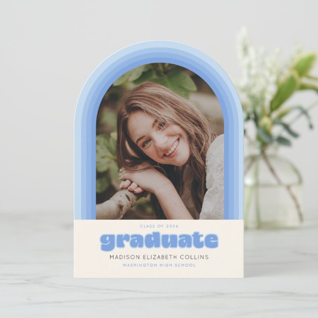 Blue Retro Striped Arch Graduation Announcement Einladung (Stehend Vorderseite)