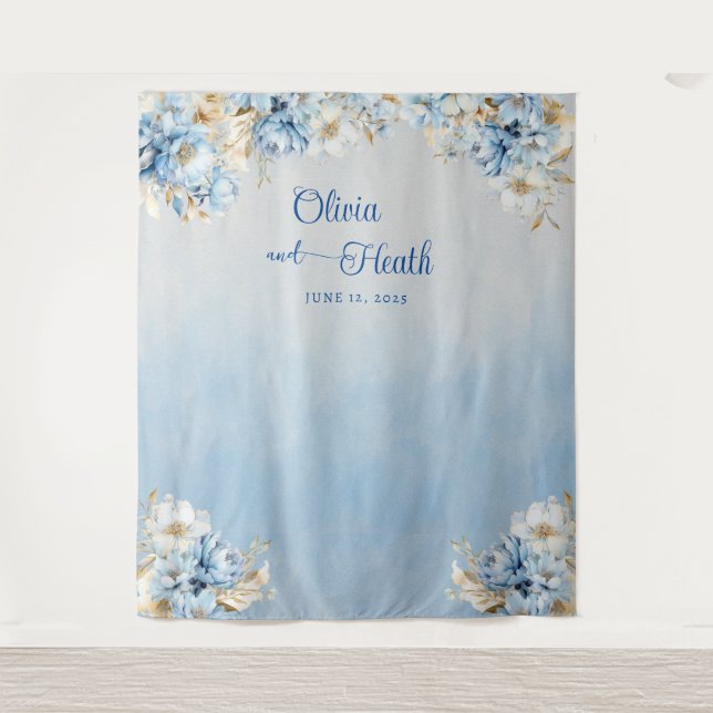 Blue Romance Floral with Gold Wandteppich (Vorderseite)