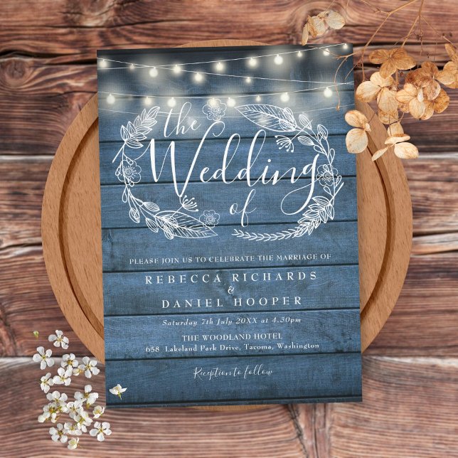Blue Rustic Wood String Lights Script Hochzeit Einladung (Von Creator hochgeladen)