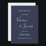 Blue Script Hochzeit speichern das Datum Save The Date<br><div class="desc">Navy Blue Script Wedding Save the Date-Karte mit Signature-Stilnamen,  diese elegante Navy Blue Save the Date-Karte kann mit Ihren besonderen Hochzeitstag-Informationen in schicken Buchstaben personalisiert werden.</div>
