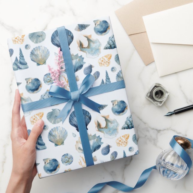 Blue Seashell Summer Wrapping Paper  Geschenkpapier (Schenken)