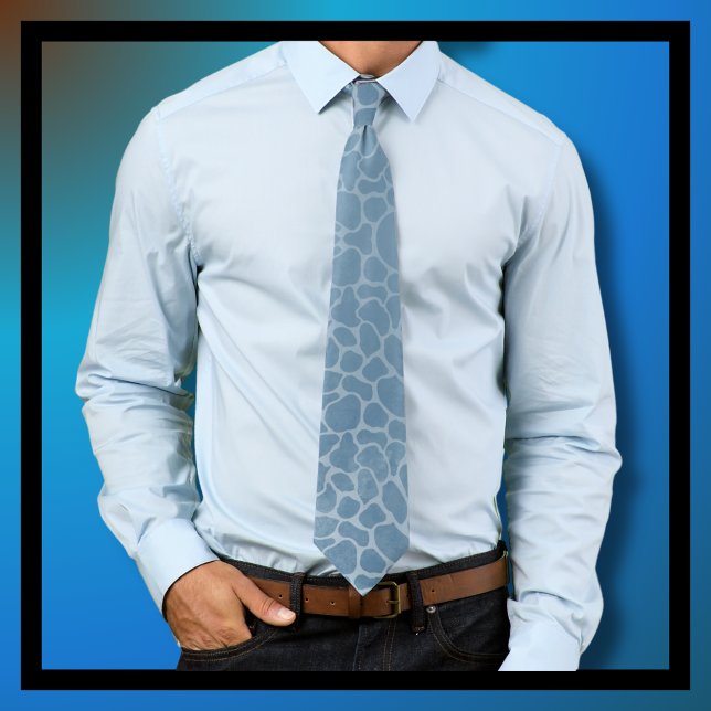 Blue Silver Grey Leopard Print Krawatte (Go wild and calm at the same time with this stylish blue, silver and grey leopard print tie. )