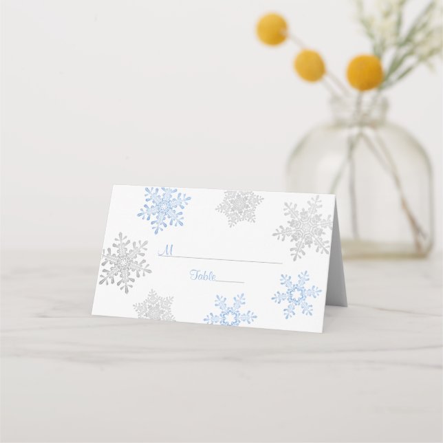 Blue Silver Snowflake Winter Wedding Platzkarte (Vorderseite)