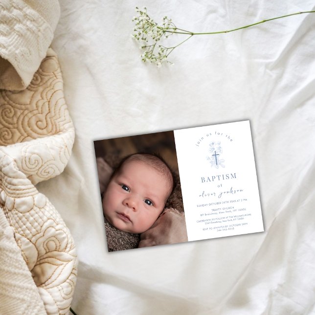 Blue Simple Blume Cross Boy Foto Taufe Einladung (Blue Simple Flower Cross Boy Photo Baptism Invitation)