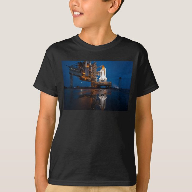 Blue Sky for Space Shuttle Atlantis Start T-Shirt (Vorderseite)