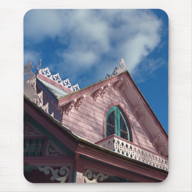 Blue Sky Pink Roofline - Martha's Vineyard Mousepad (Vorne)