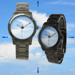 Blue Sky Swirbeln White Cloud Fotografy Armbanduhr<br><div class="desc">Ein hellblauer Himmel mit einem wirbelnden weißen Wolkenbruch ist eine zeitgemäße Erinnerung,  dass der Himmel das Limit auf dieser einzigartig blauen und weißen fotografischen Uhr ist. Dieses Bild ist die Originalfotografie von JLW_FOTOGRAFIE.</div>